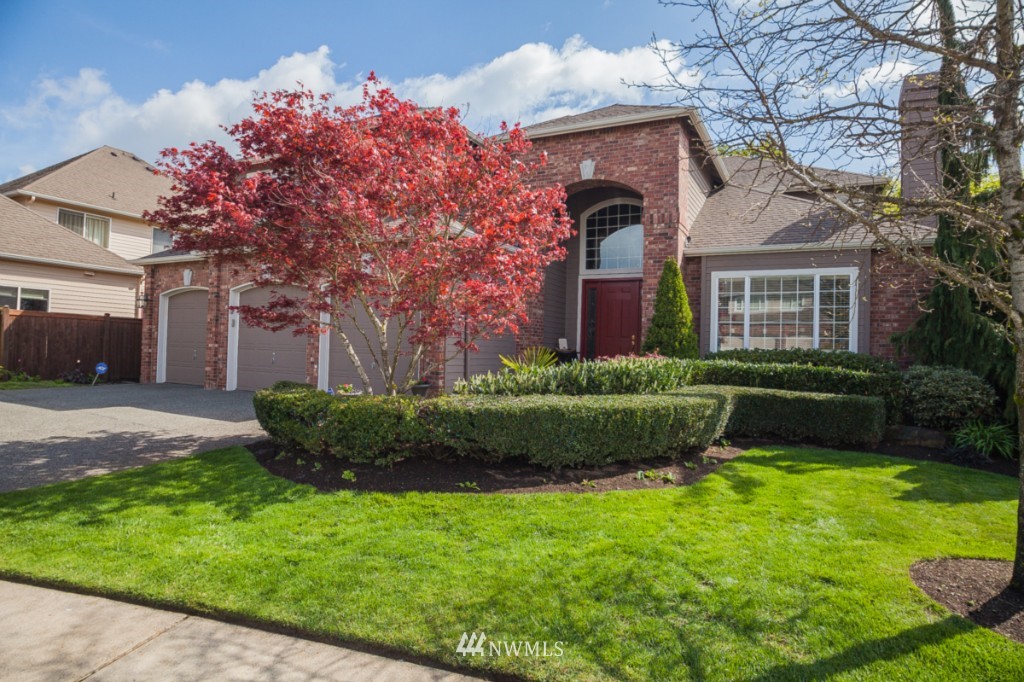 20809 39th Drive Southeast Bothell, WA 98021 - Photo 2 of 25