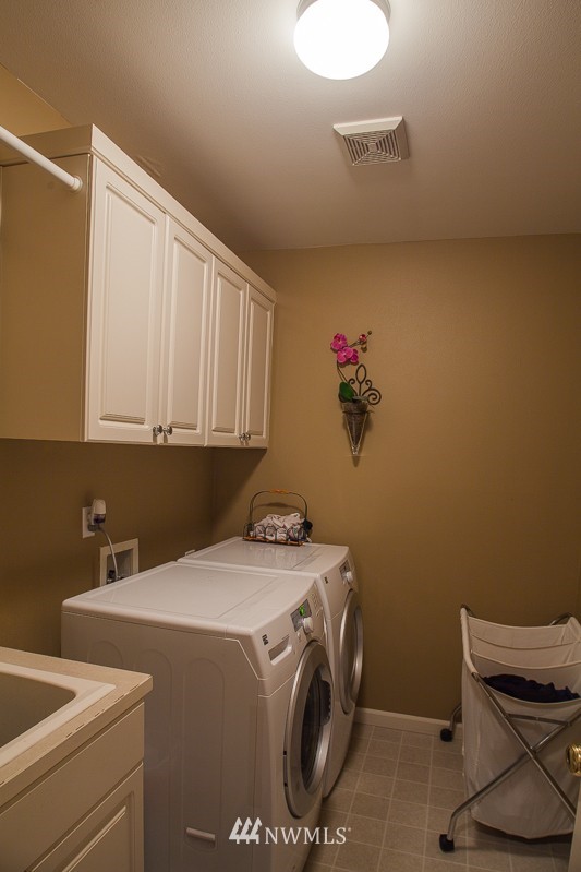 20809 39th Drive Southeast Bothell, WA 98021 - Photo 12 of 25