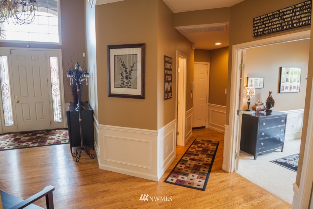 20809 39th Drive Southeast Bothell, WA 98021 - Photo 13 of 25