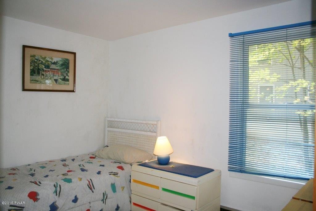 107 Spruce Road Tafton, PA 18464 - Photo 13 of 26 Gallery Image 13