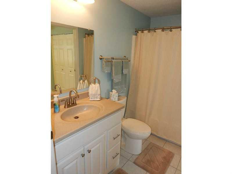 241 Shady Ridge Drive Monroeville, PA 15146 - Photo 22 of 25 Full Bath.