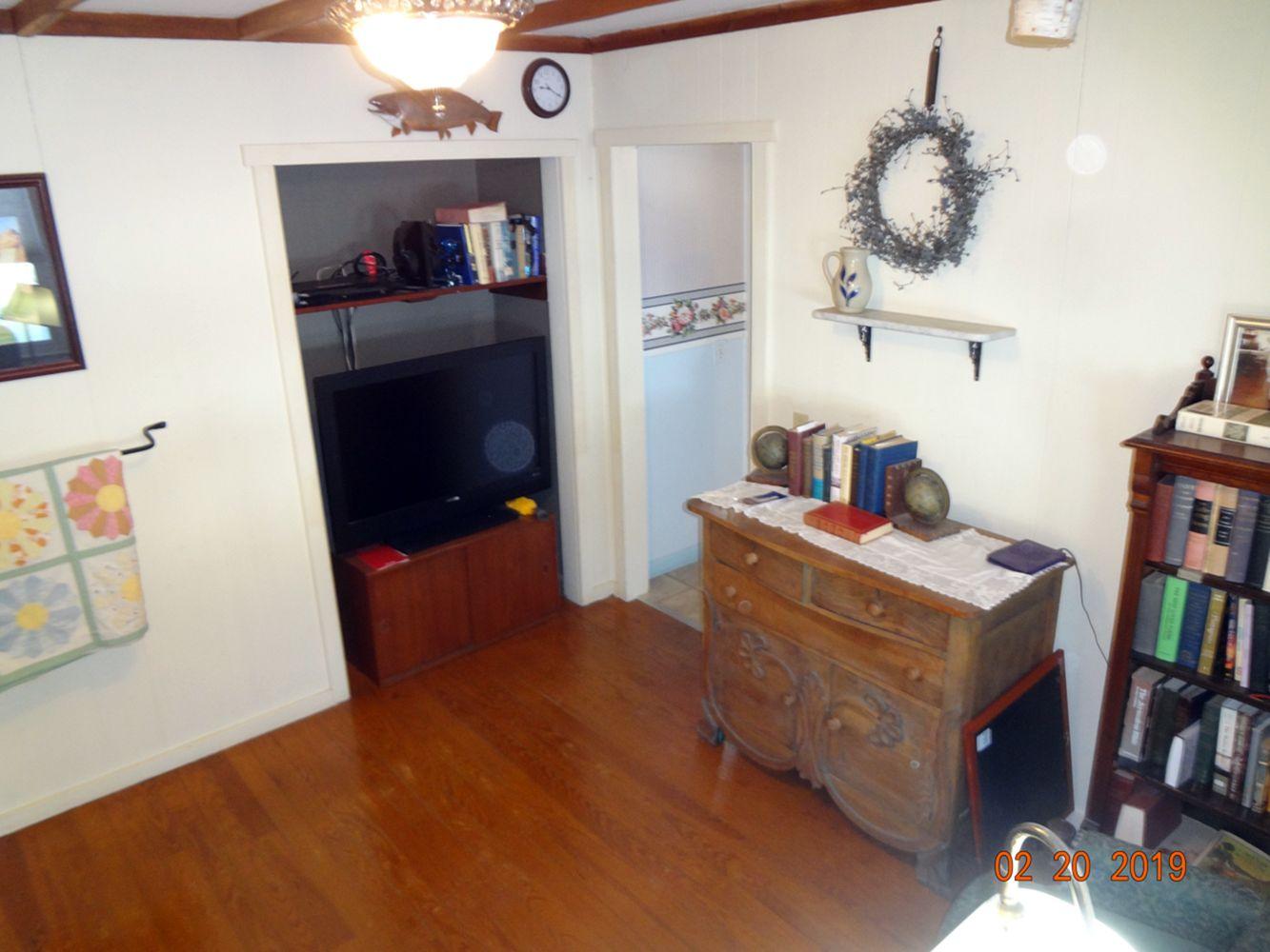 17 Back Road Skowhegan, ME 04976 - Photo 20 of 36 Den_3rdBedroom 1