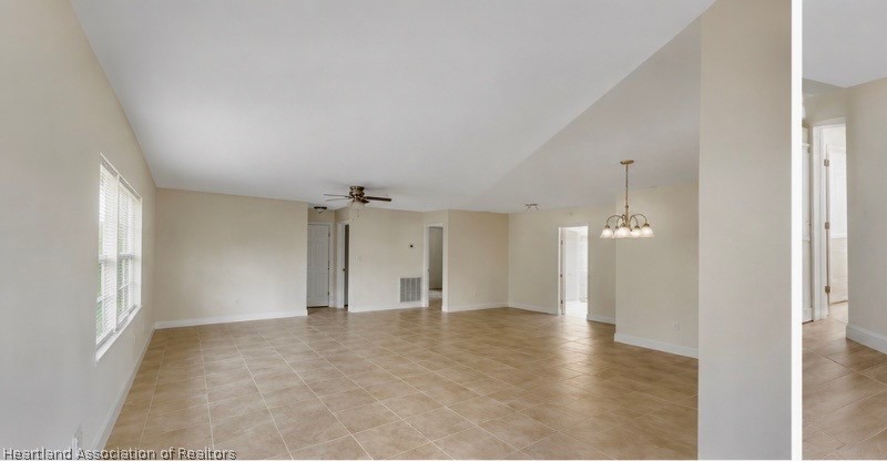 3252 Golfview Road Sebring, FL 33875 - Photo 3 of 19
