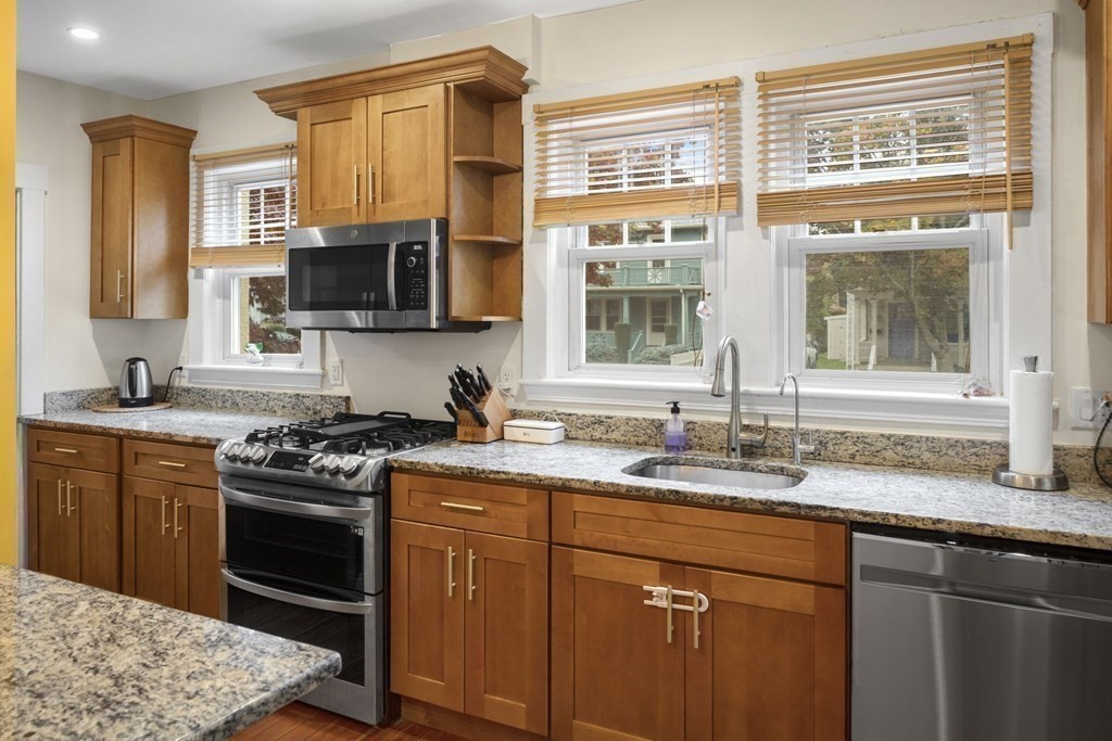 71 Payson Road, Unit 1 Belmont, MA 02478 - Photo 5 of 18 Gallery Image 5