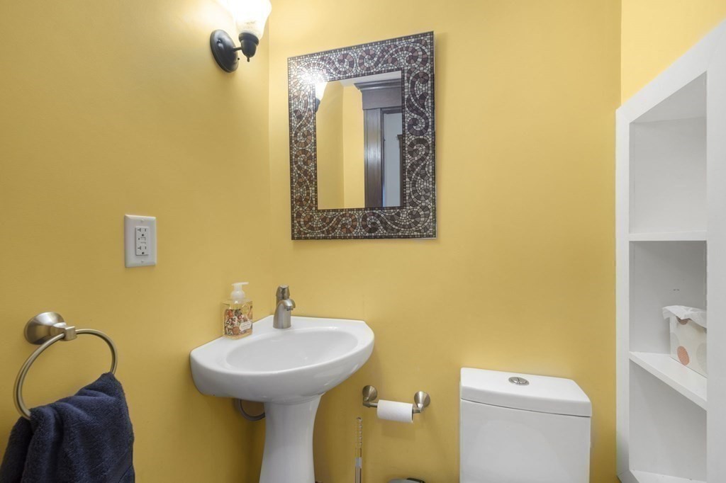 71 Payson Road, Unit 1 Belmont, MA 02478 - Photo 8 of 18 Gallery Image 8