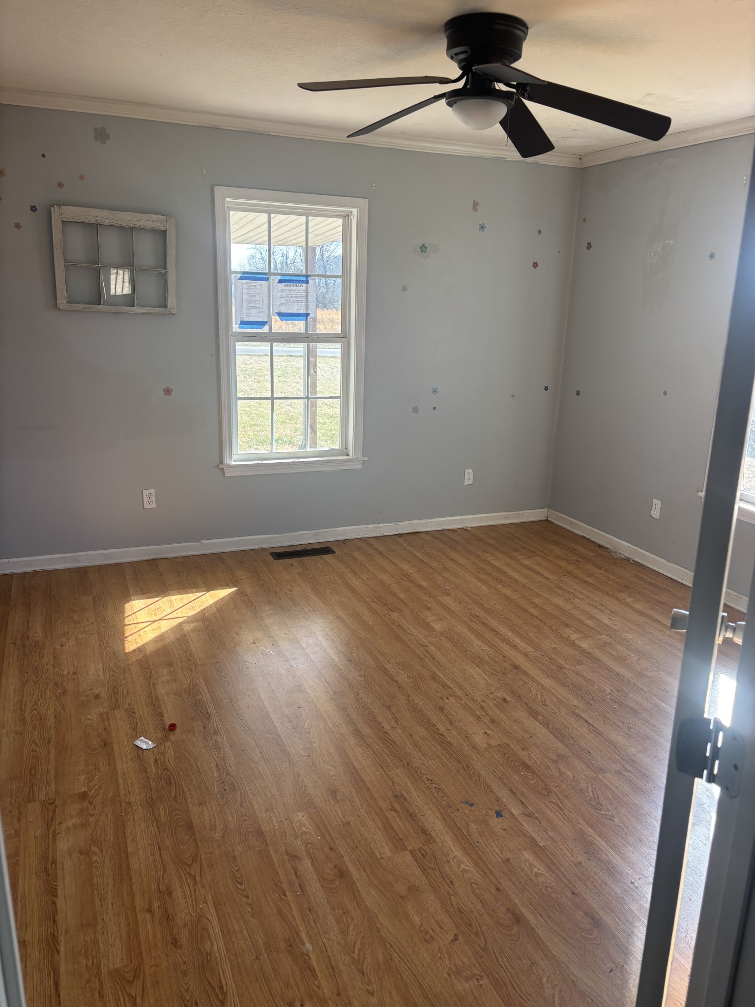 2075 Akersville Road Lafayette, TN 37083 - Photo 3 of 8