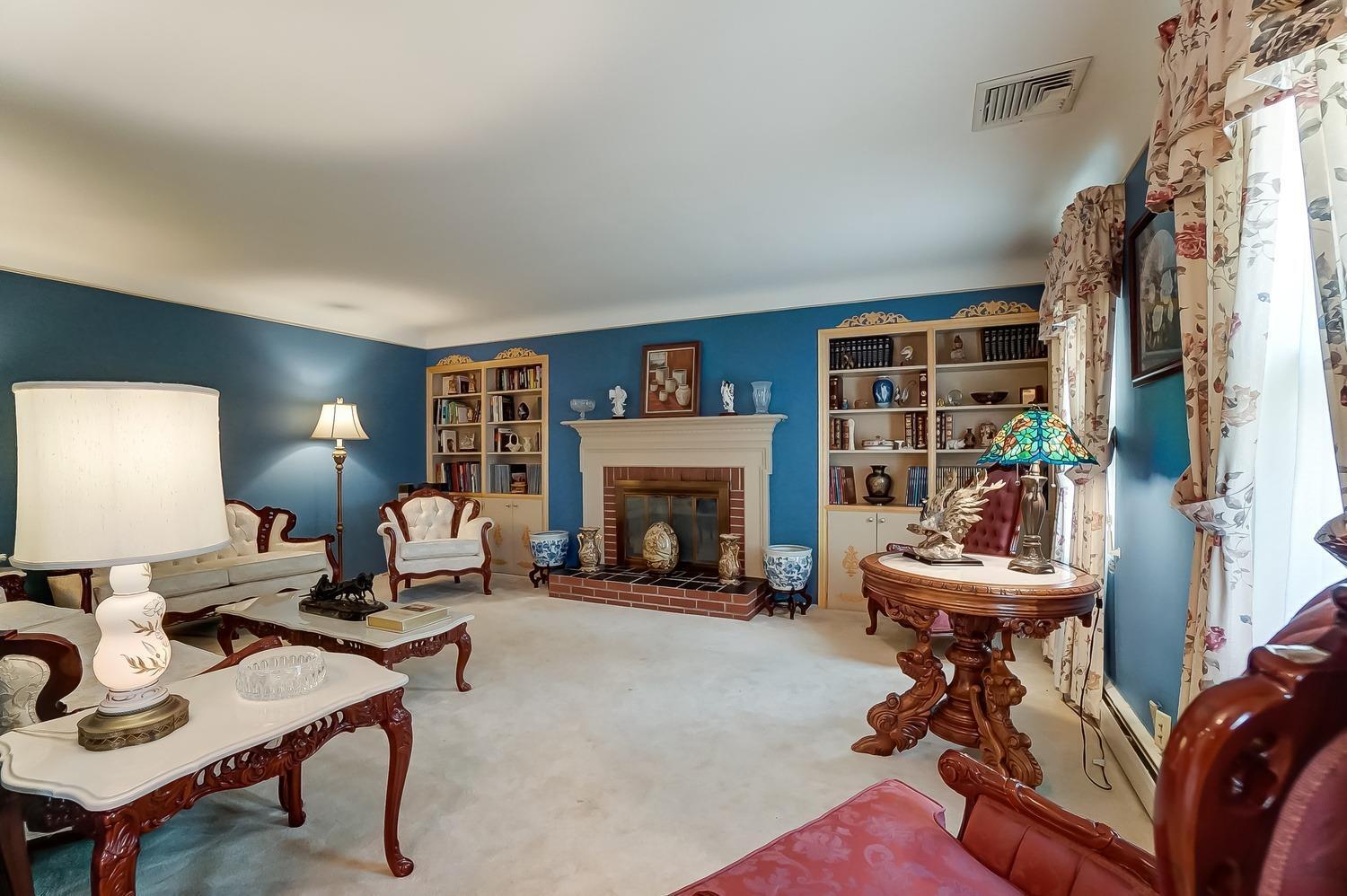 2126 Bell Road Hamilton, OH 45013 - Photo 3 of 50