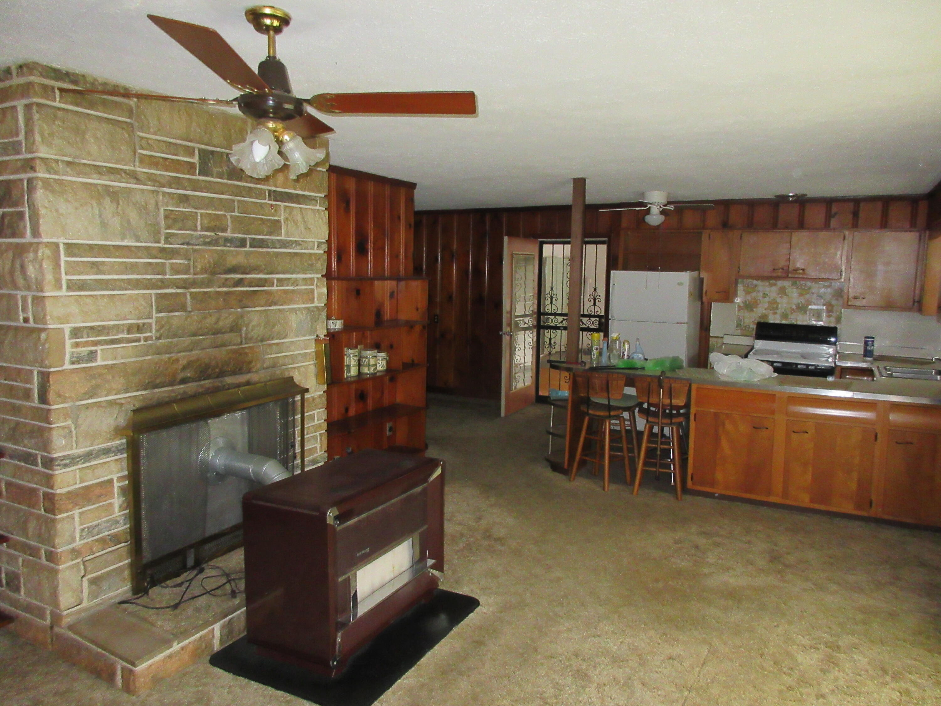 435 Horton Highway Fall Branch, TN 37656 - Photo 13 of 29 IMG_2945