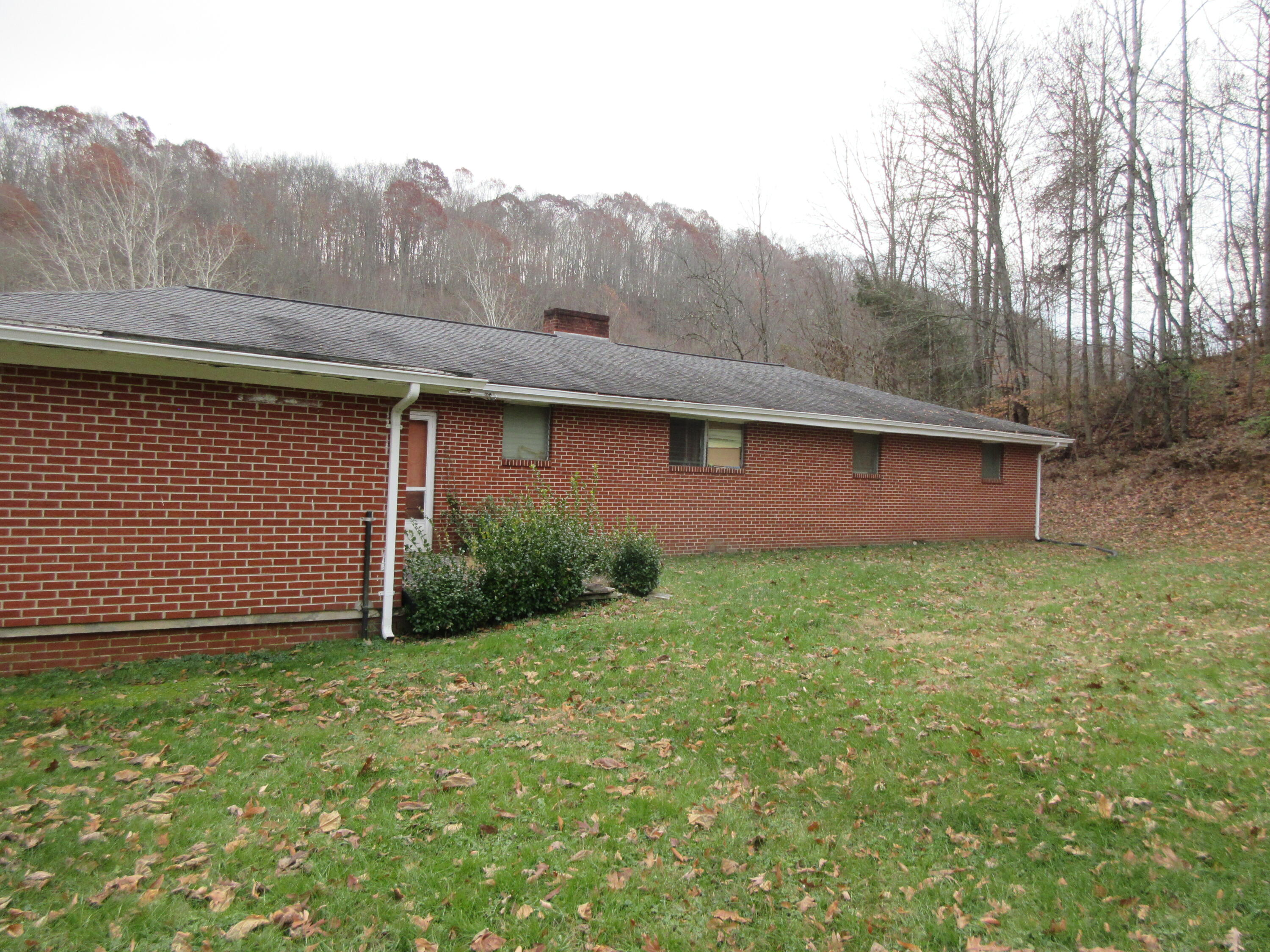 435 Horton Highway Fall Branch, TN 37656 - Photo 27 of 29 IMG_2967