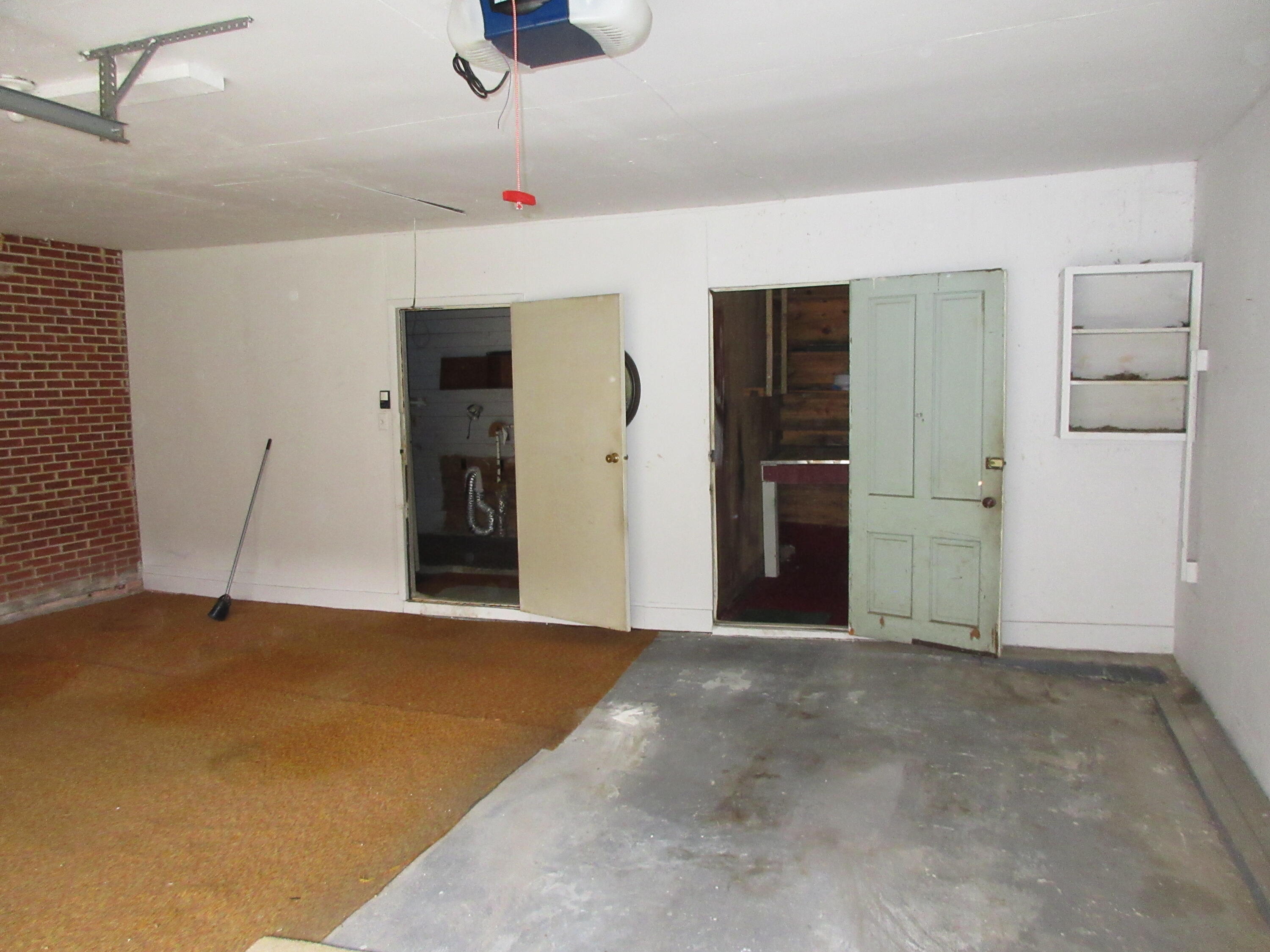 435 Horton Highway Fall Branch, TN 37656 - Photo 10 of 29 IMG_2942