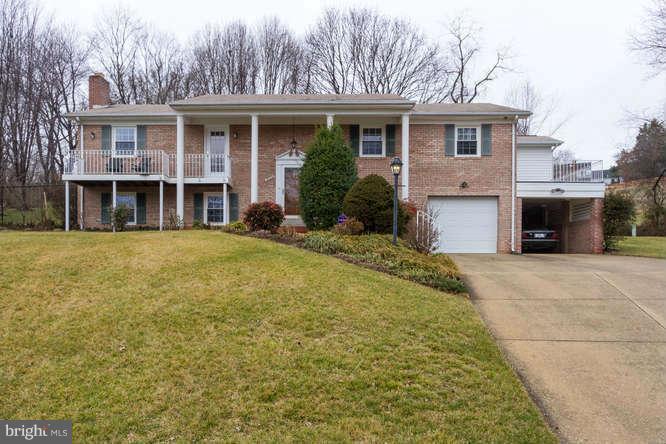 7322 Range Road Alexandria, VA 22306 - Photo 2 of 30 Exterior (Front)