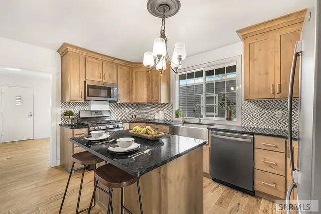 $315,000 | 135 West 14th Street, Idaho Falls, ID 83402