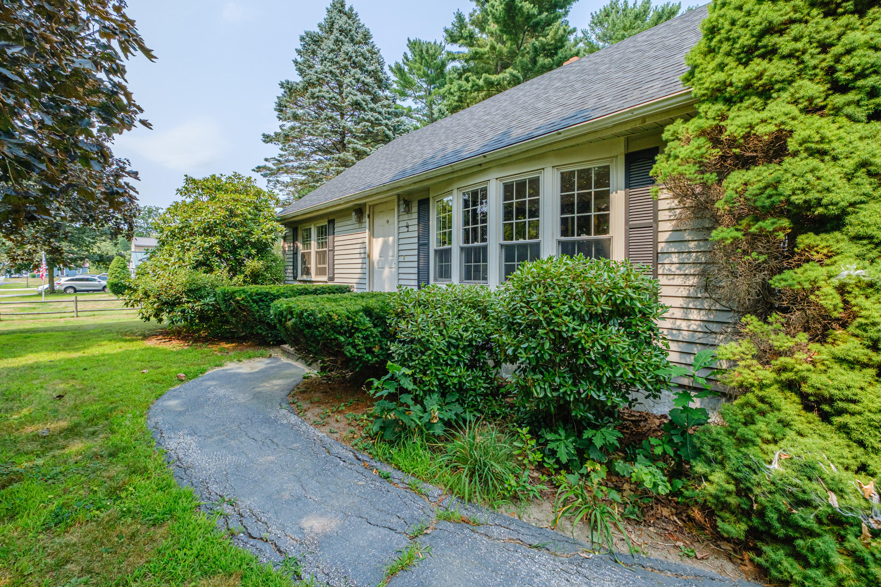 4 Wanda Lane Gray, ME 04039 - Photo 2 of 44 20250805gp-64008