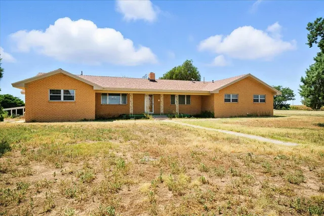 $210,000 | 1960 Highway 84, Littlefield, TX 79339