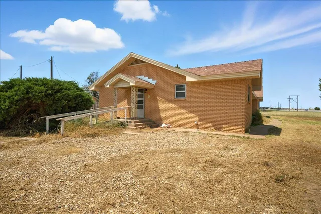 $210,000 | 1960 Highway 84, Littlefield, TX 79339