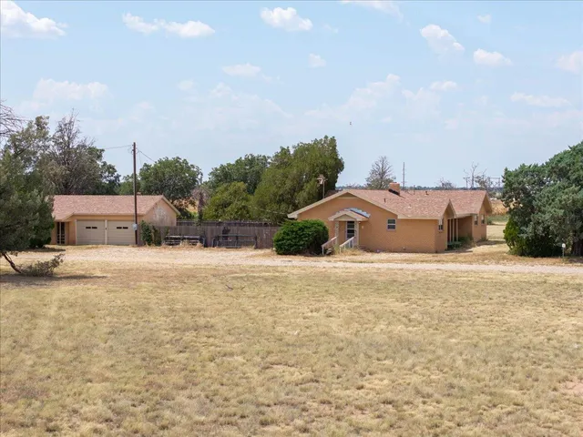 $210,000 | 1960 Highway 84, Littlefield, TX 79339