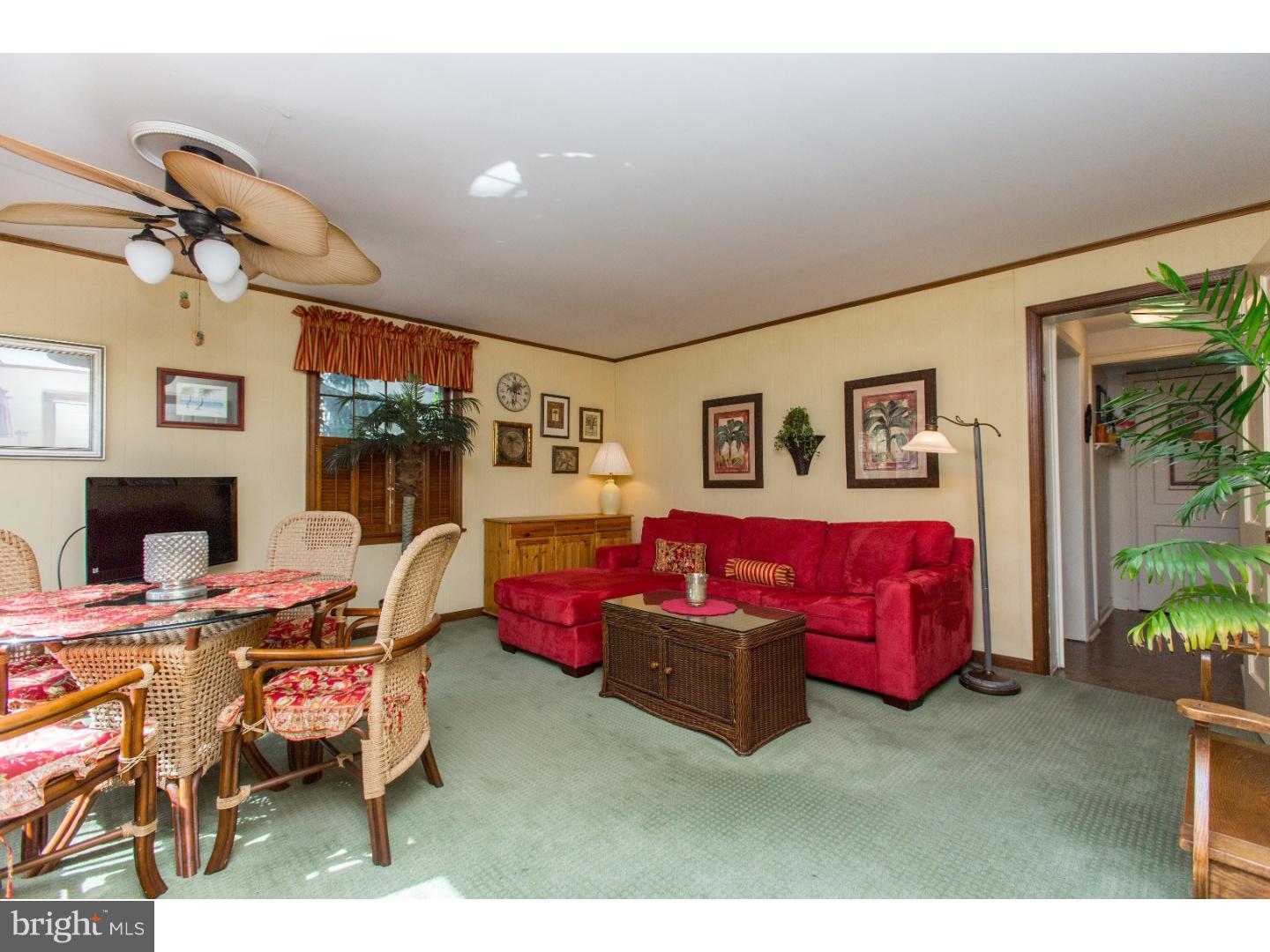 900 Church Road Springfield, PA 19064 - Photo 14 of 21 Family Room