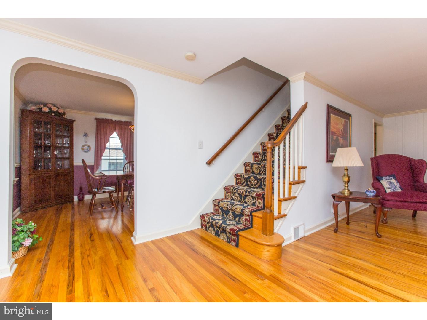 900 Church Road Springfield, PA 19064 - Photo 4 of 21 Foyer