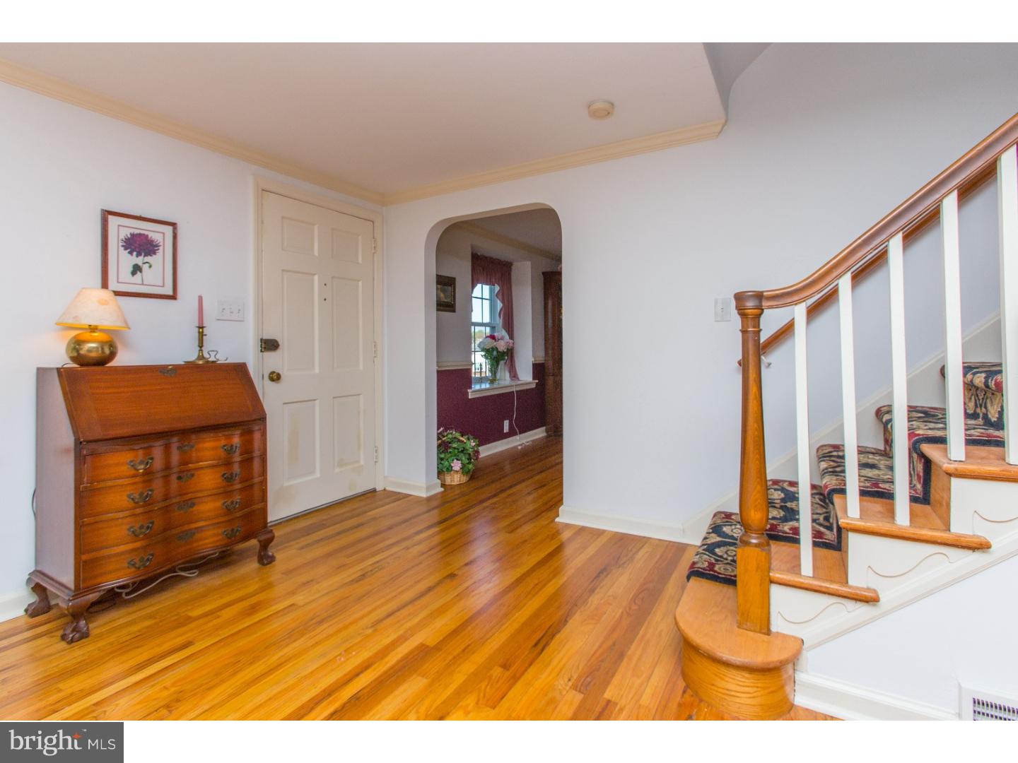 900 Church Road Springfield, PA 19064 - Photo 5 of 21 Foyer