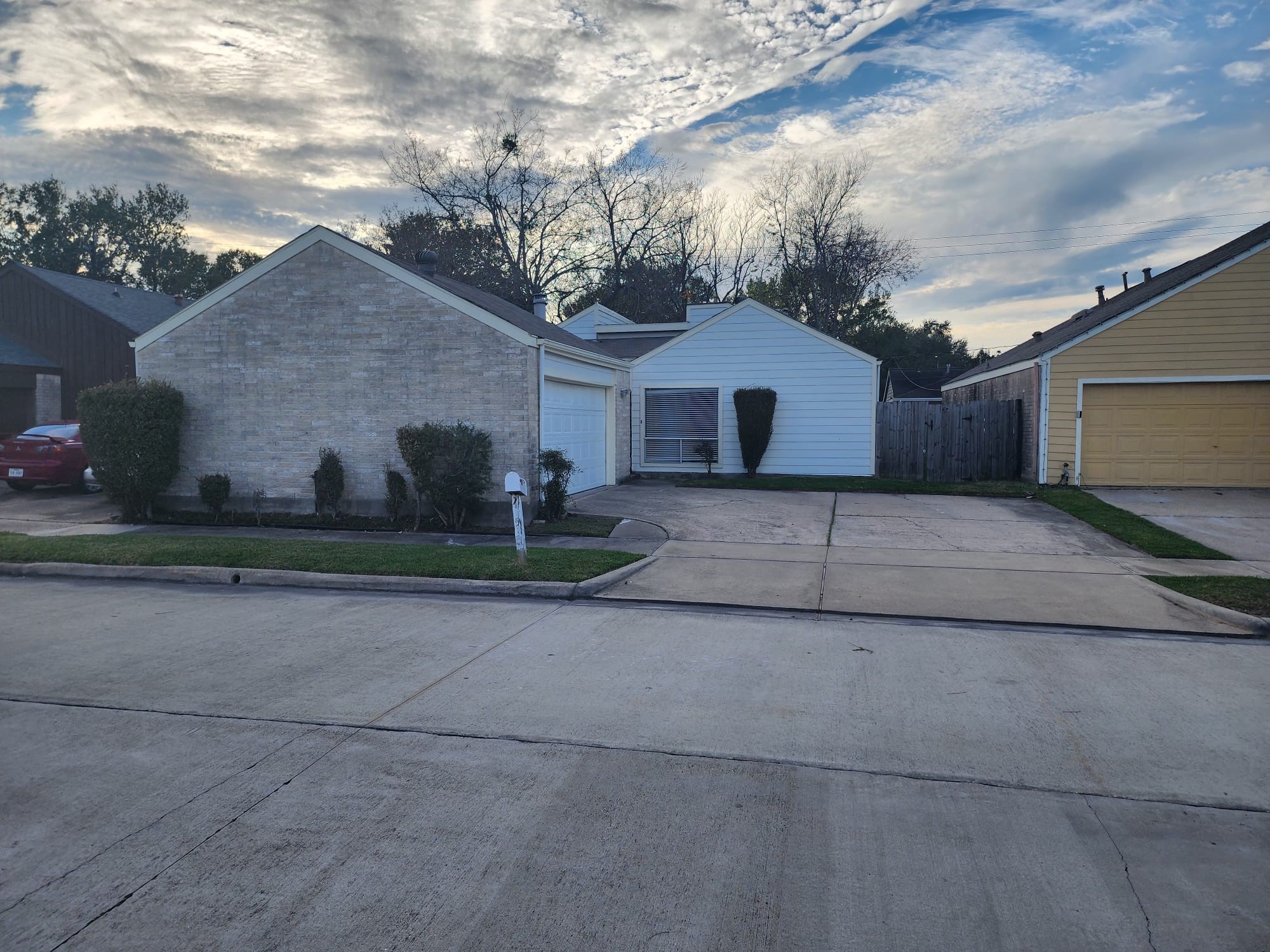 front view of house with a yard