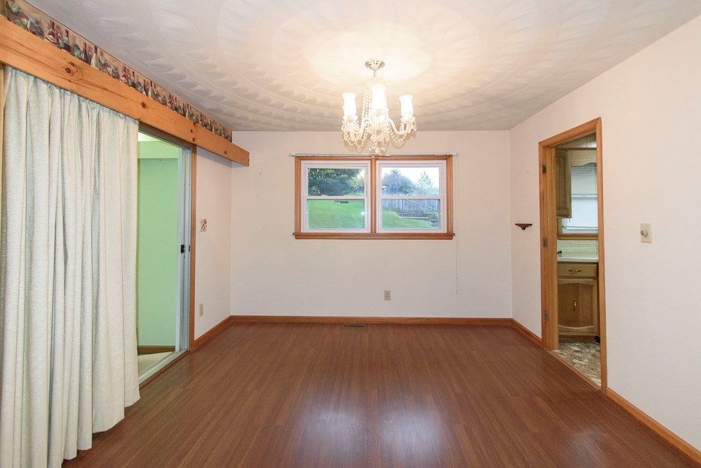 2891 Barrett Ridge Road Draper, VA 24324 - Photo 16 of 53 Gallery Image 16