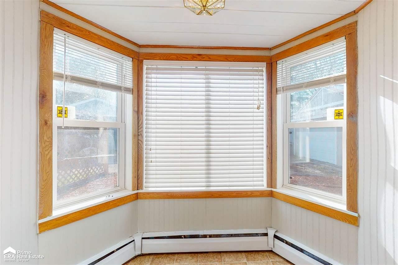 4083 Center Road Flint, MI 48506 - Photo 10 of 49