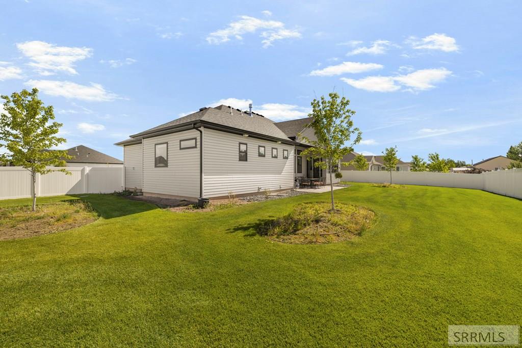 3042 Lin Road Idaho Falls, ID 83401 - Photo 61 of 68 Backyard