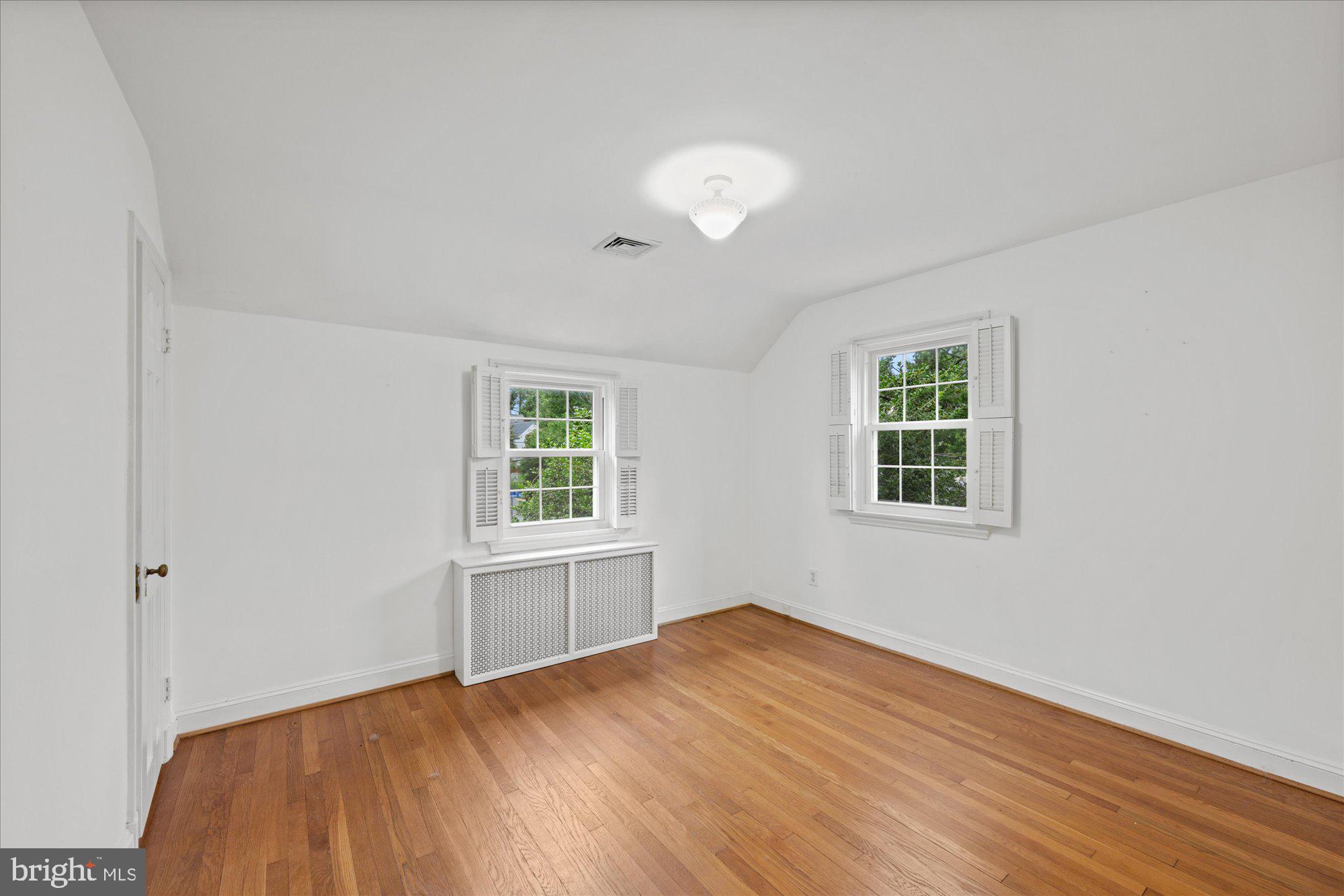 100 Aberdeen Road Rockville, MD 20850 - Photo 15 of 24