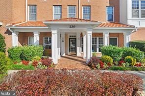 $490,000 | 130 Chevy Chase Street, Unit 405, Gaithersburg, MD 20878