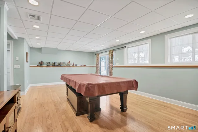 $899,900 | 11 Catbird Lane, East Lyme, CT 06333