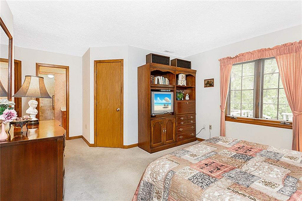 32 Rogers Road Carmel, IN 46032 - Photo 15 of 22 Gallery Image 15