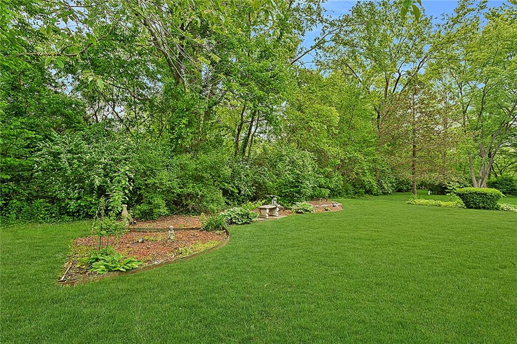 32 Rogers Road Carmel, IN 46032 - Photo 6 of 22 Gallery Image 6