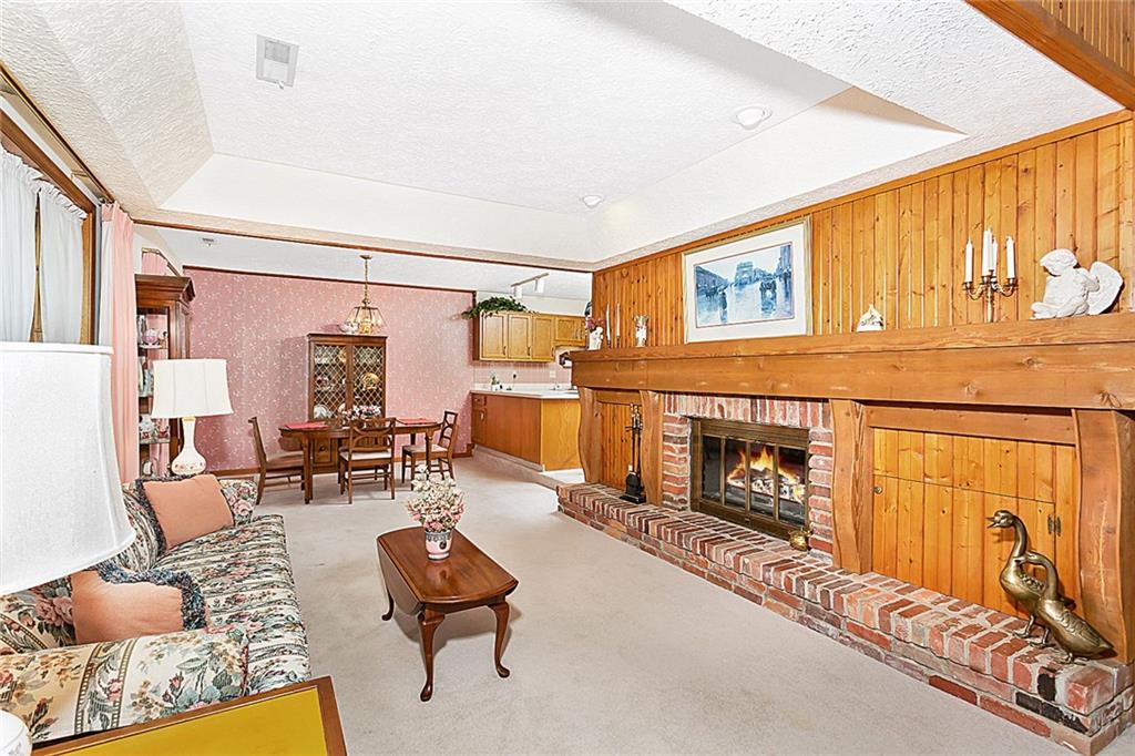 32 Rogers Road Carmel, IN 46032 - Photo 7 of 22 Gallery Image 7