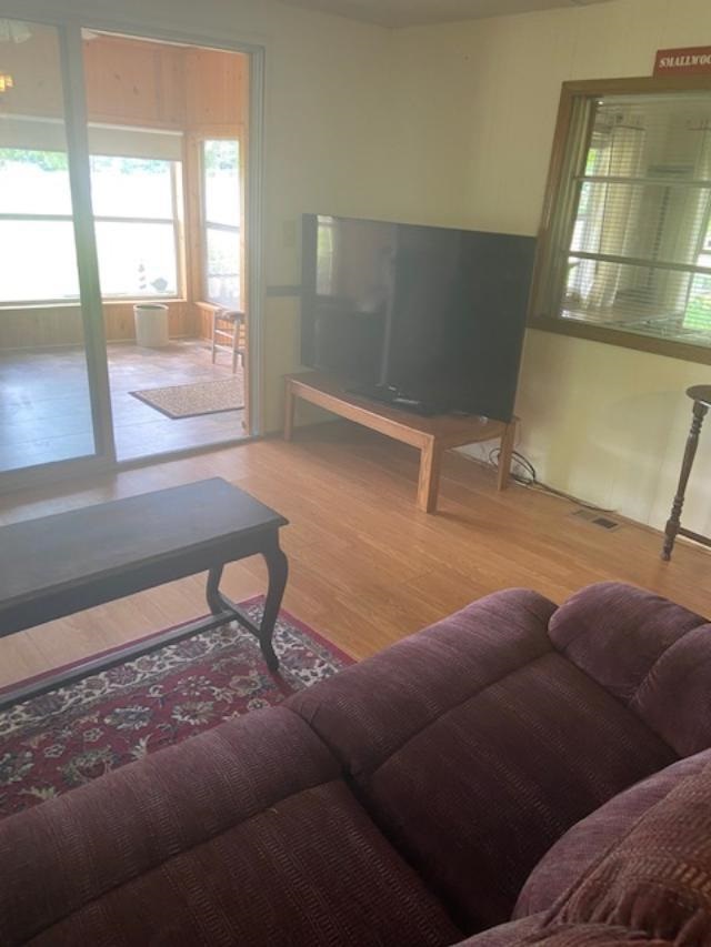 225 Dennis Road Gladwin, MI 48624 - Photo 10 of 38