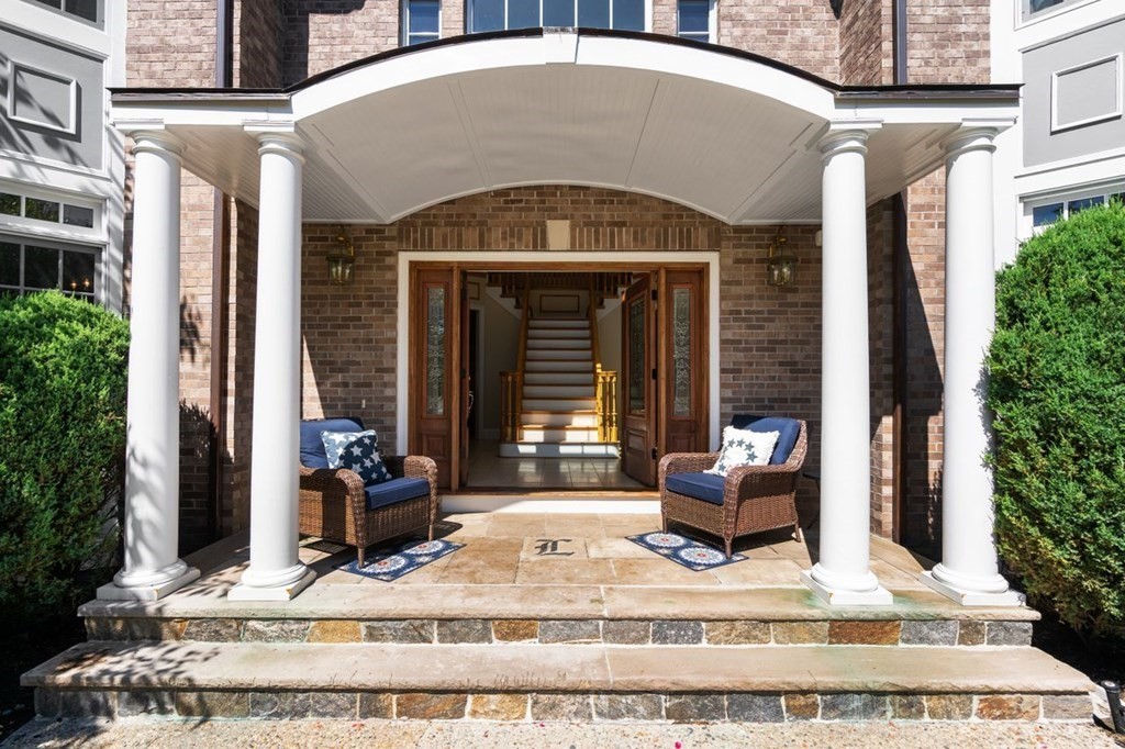 16 Frontier Drive Walpole, MA 02081 - Photo 2 of 28