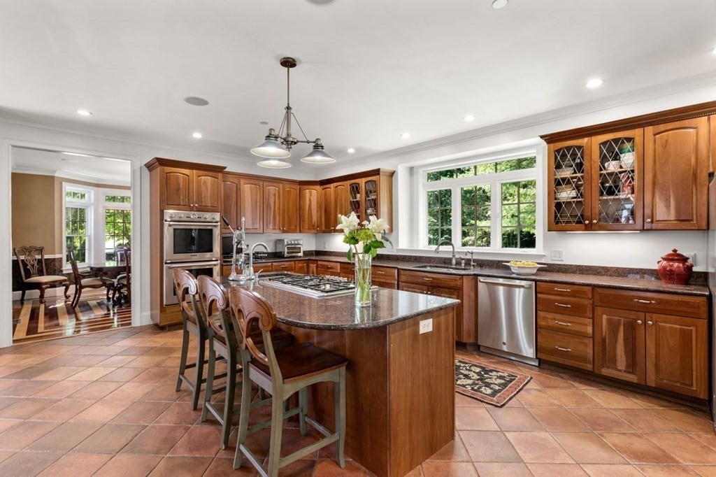 16 Frontier Drive Walpole, MA 02081 - Photo 7 of 28