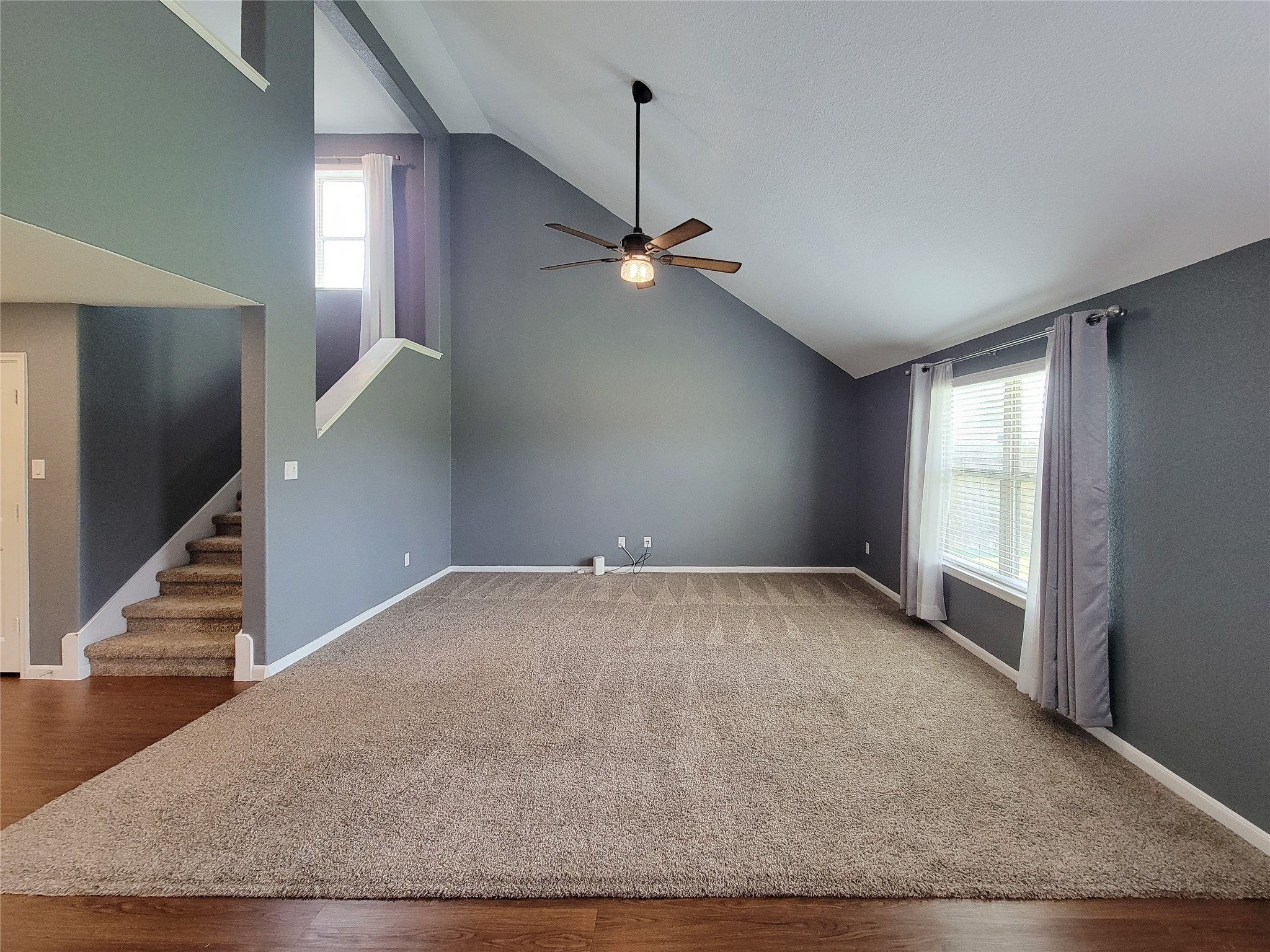 9726 Shimmering Lakes Drive Rosharon, TX 77583 - Photo 13 of 33 a view of empty room with wooden floor