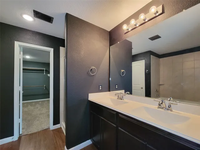 $320,000 | 9726 Shimmering Lakes Drive, Rosharon, TX 77583