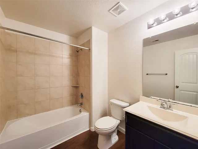 $320,000 | 9726 Shimmering Lakes Drive, Rosharon, TX 77583