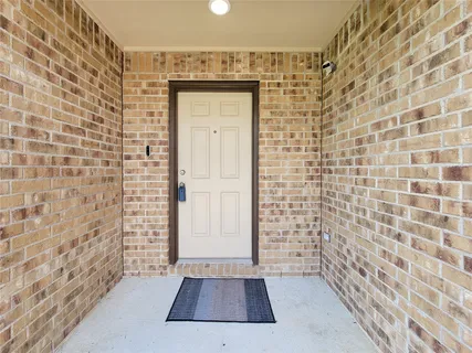 $290,000 | 9726 Shimmering Lakes Drive, Rosharon, TX 77583