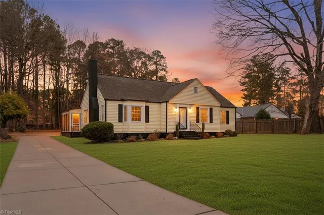 $349,900 | 18 Fairway Drive, Lexington, NC 27292