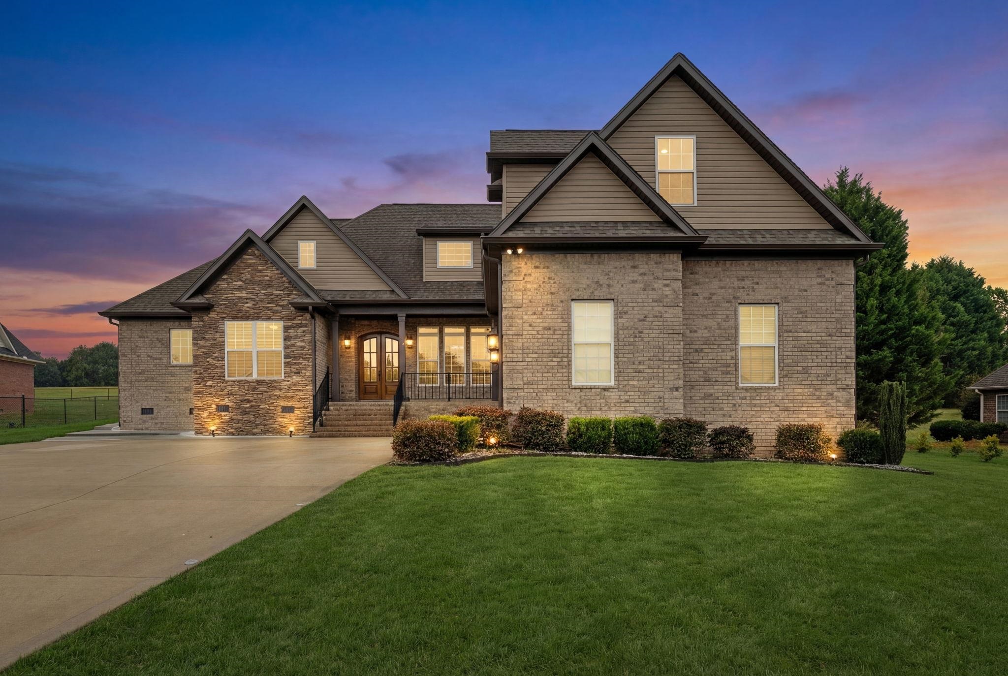 815 Shadow Creek Drive Inman, SC 29349 - Photo 2 of 49