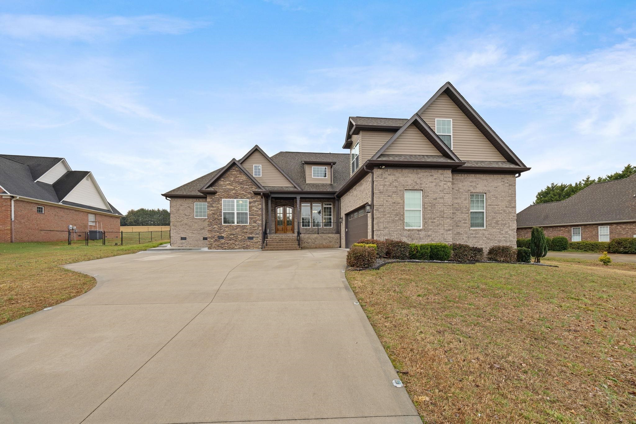 815 Shadow Creek Drive Inman, SC 29349 - Photo 3 of 49