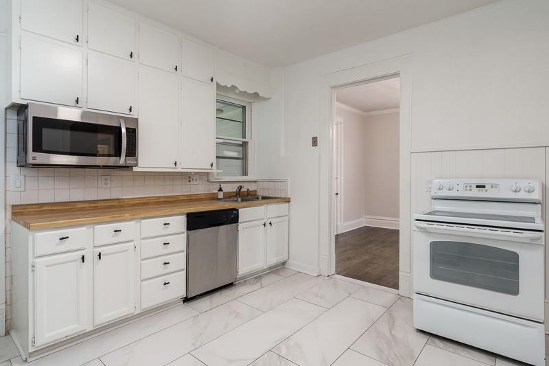 1015 Prairie Avenue Beloit, WI 53511 - Photo 22 of 40