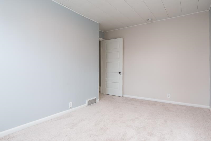 1015 Prairie Avenue Beloit, WI 53511 - Photo 32 of 40