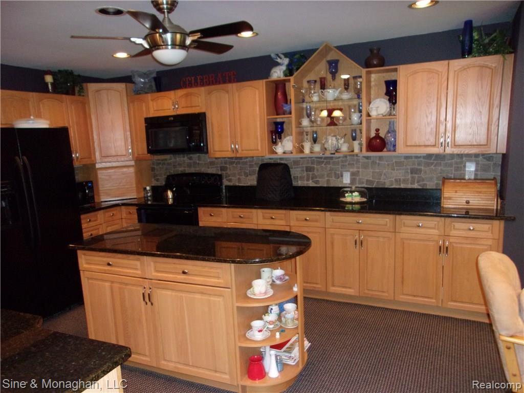 9079 Phelps Road Algonac, MI 48001 - Photo 31 of 70 100_0210.JPG