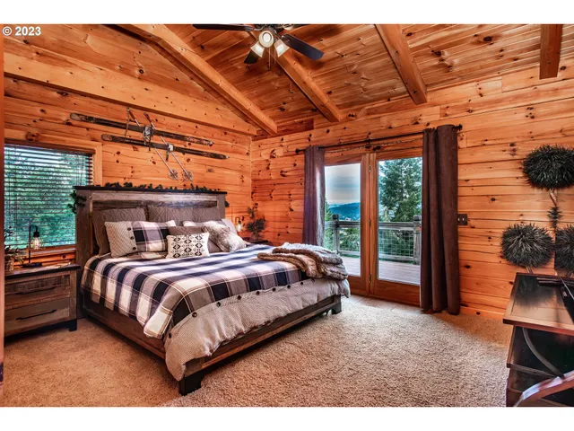 $1,199,000 | 1435 Wilbur Road, Roseburg, OR 97471