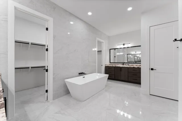 $1,250,000 | 7407 Sawgrass Terrace, Spring, TX 77389