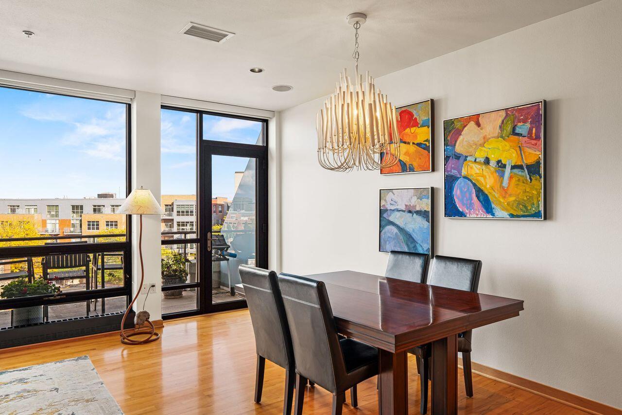 311 East Erie Street, Unit 425 Milwaukee, WI 53202 - Photo 13 of 47 IMG_4908