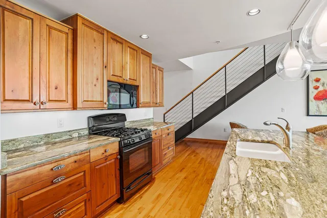 $924,900 | 311 East Erie Street, Unit 425, Milwaukee, WI 53202